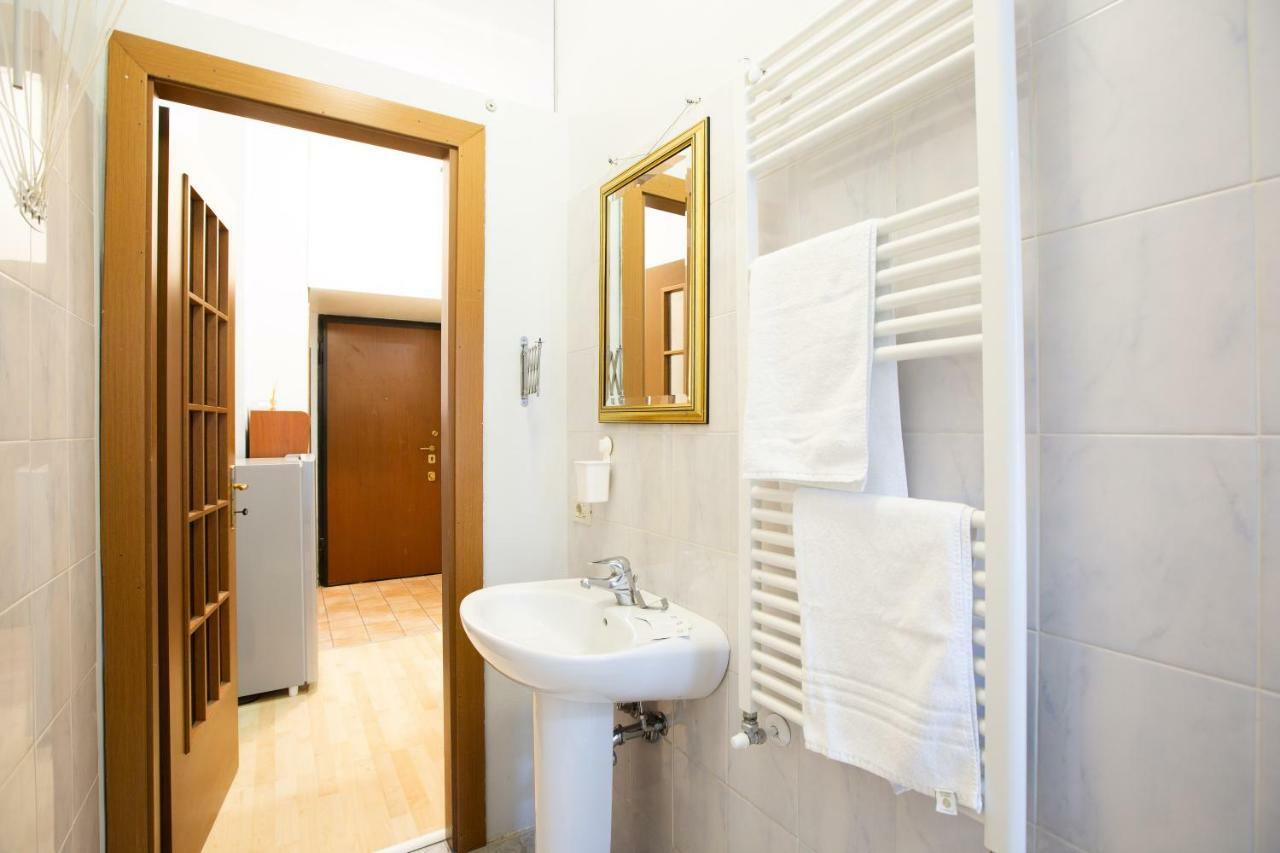 Apartment Veniero 12 Milano Eksteriør billede